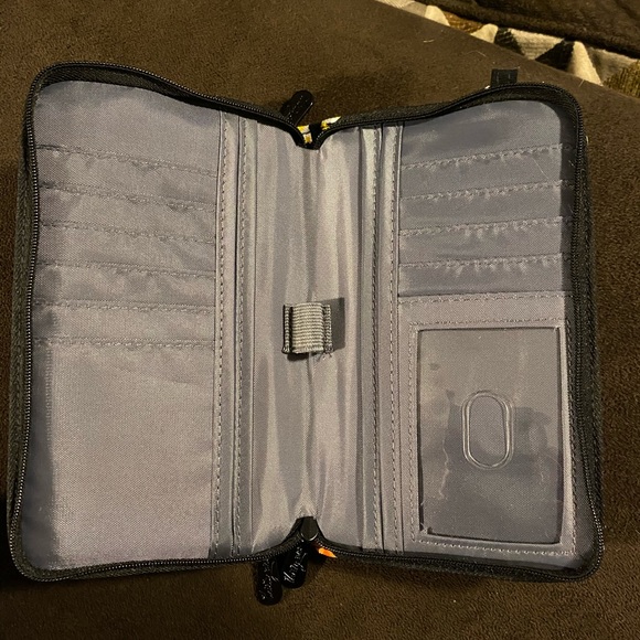 Thirty-one Perfect Cents Wallet - Picture 3 of 4